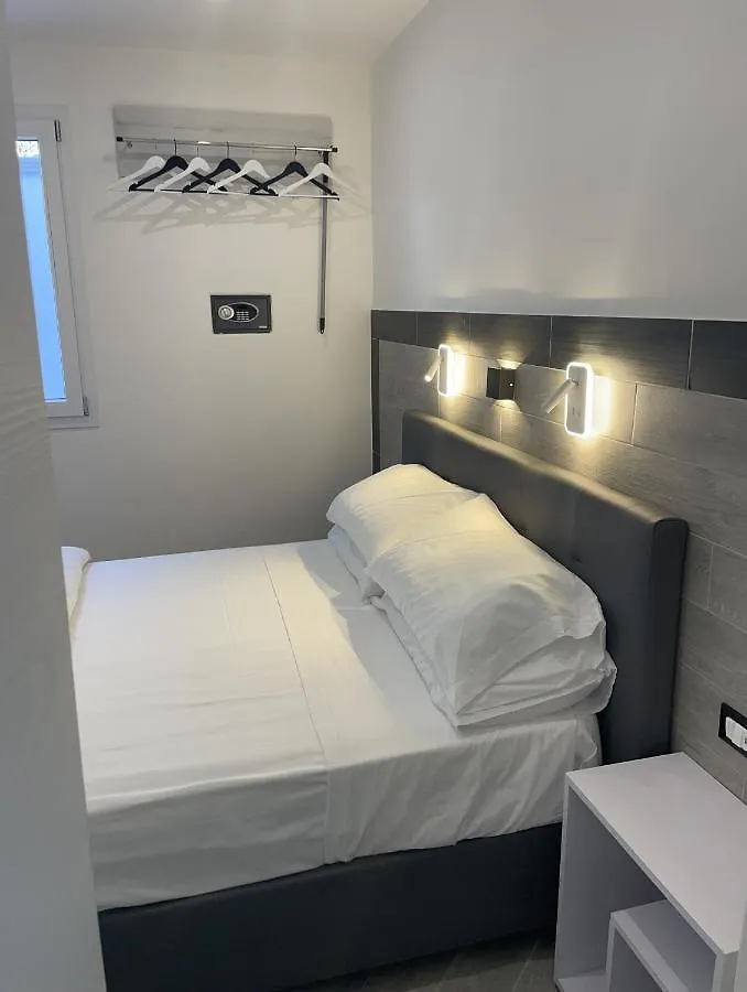 Hotel LA CASA DELLE FATE-Area Marina Protetta Isola delle Femmine Italia