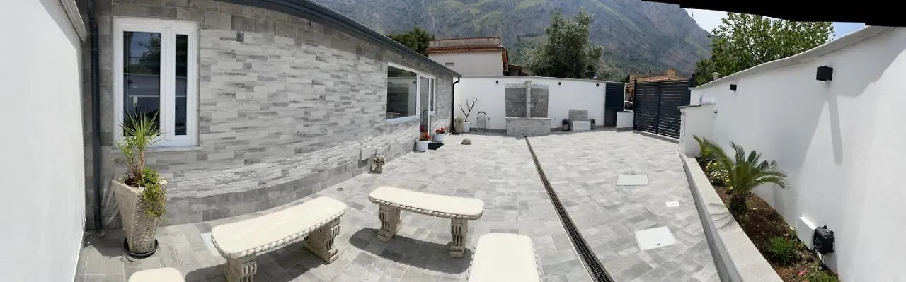 伊索拉戴里费米尼 La Casa Delle Fate-Area Marina Protetta酒店 0*,  意大利